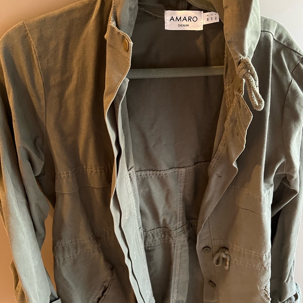 Jacket - Picture 3 of 6